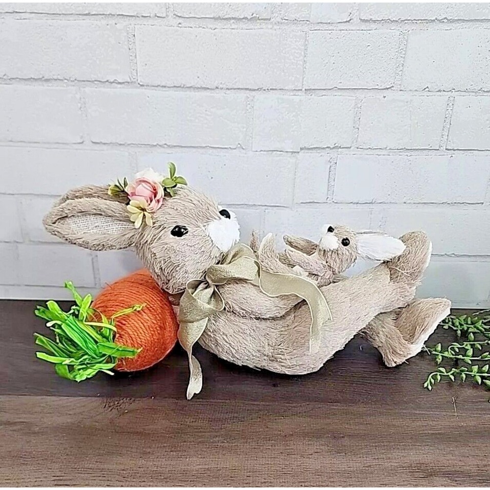 Sisal Easter Bunny Rabbit Figure Holding Baby 17" Carrot Spring Tabletop Decor‎